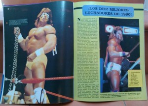 Reportaje en el interior del número 1 de Estrellas de la lucha americana en el que nombran a Ultimate Warrior como el mejor wrestler de 1990.