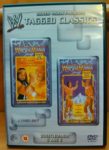 Portada del doble DVD que incluye Wrestlemania V y VI.