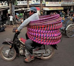 En Corea del norte se ha "Roberto y Ana" son todo un fenómeno y se ha disparado la demanda de Hula Hoops